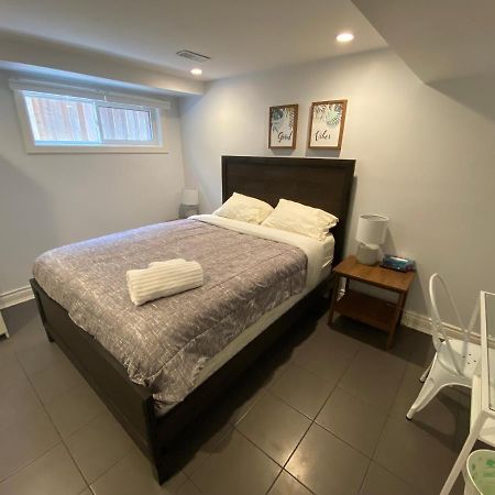 Yonge And Finch Subway !S Spacious And Modern Private Bd With Shared Bathroom Toronto Buitenkant foto